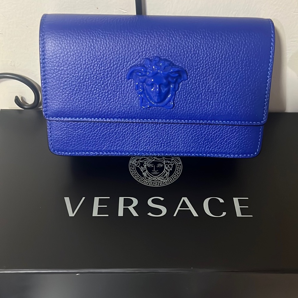 AUTHENTIC‼️ Versace Palazzo Evening Bag With Chain